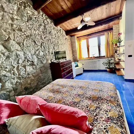 Collina Blu Bed & Breakfast *