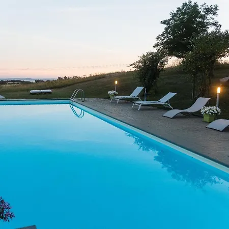Collina Blu Bed & Breakfast *