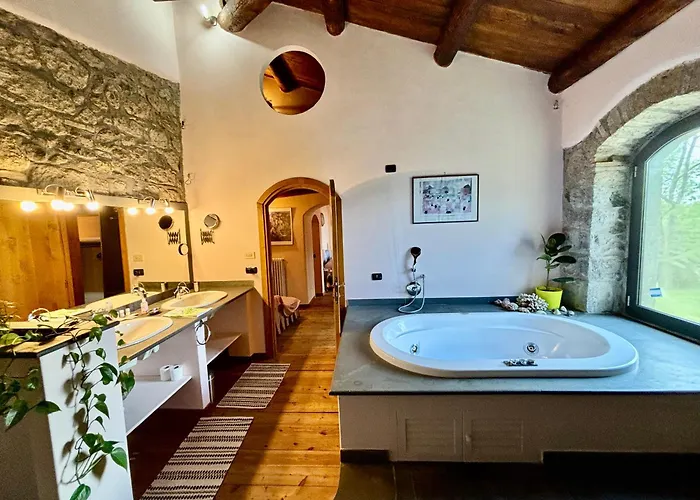 Collina Blu Bed & Breakfast 4*