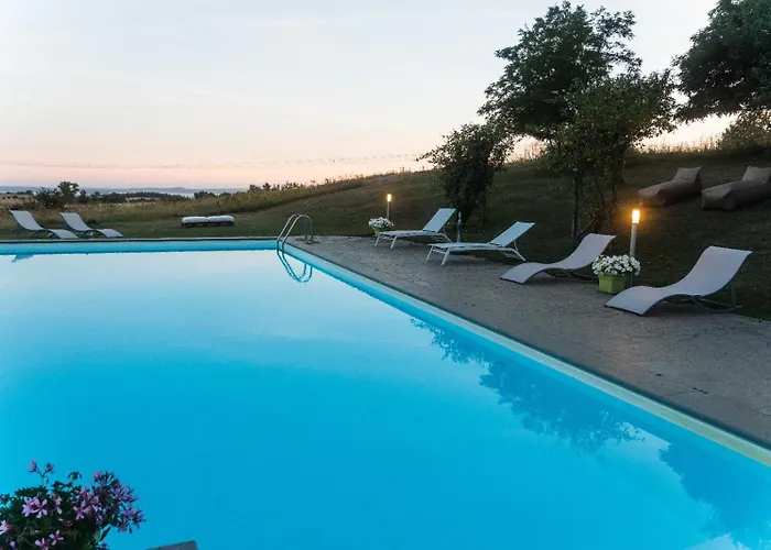 Collina Blu Bed & Breakfast 4*